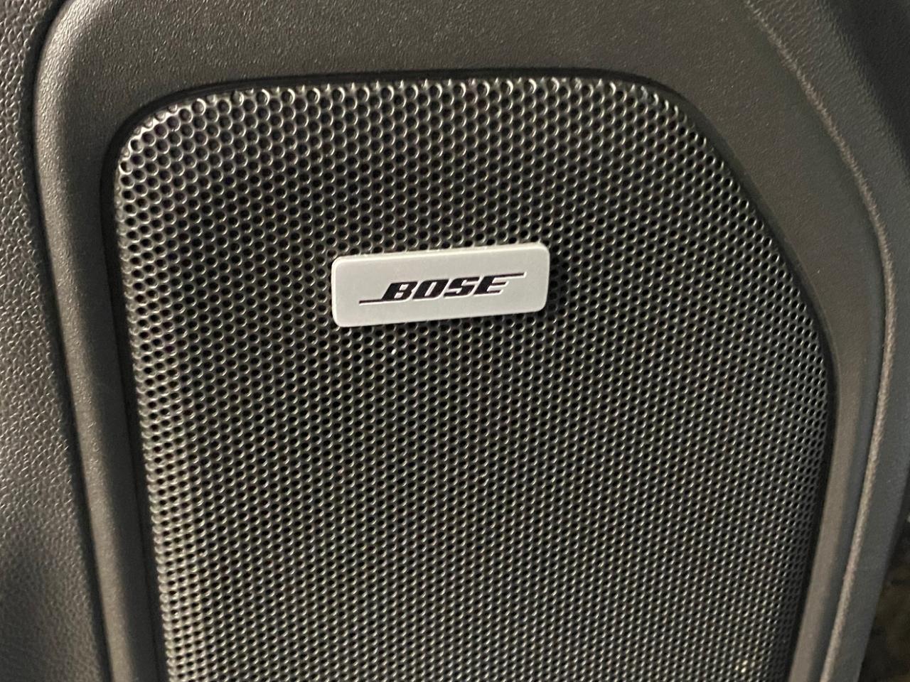 GMC Sierra 1500 AT4 Crew Cab Long Box 4WD 2019