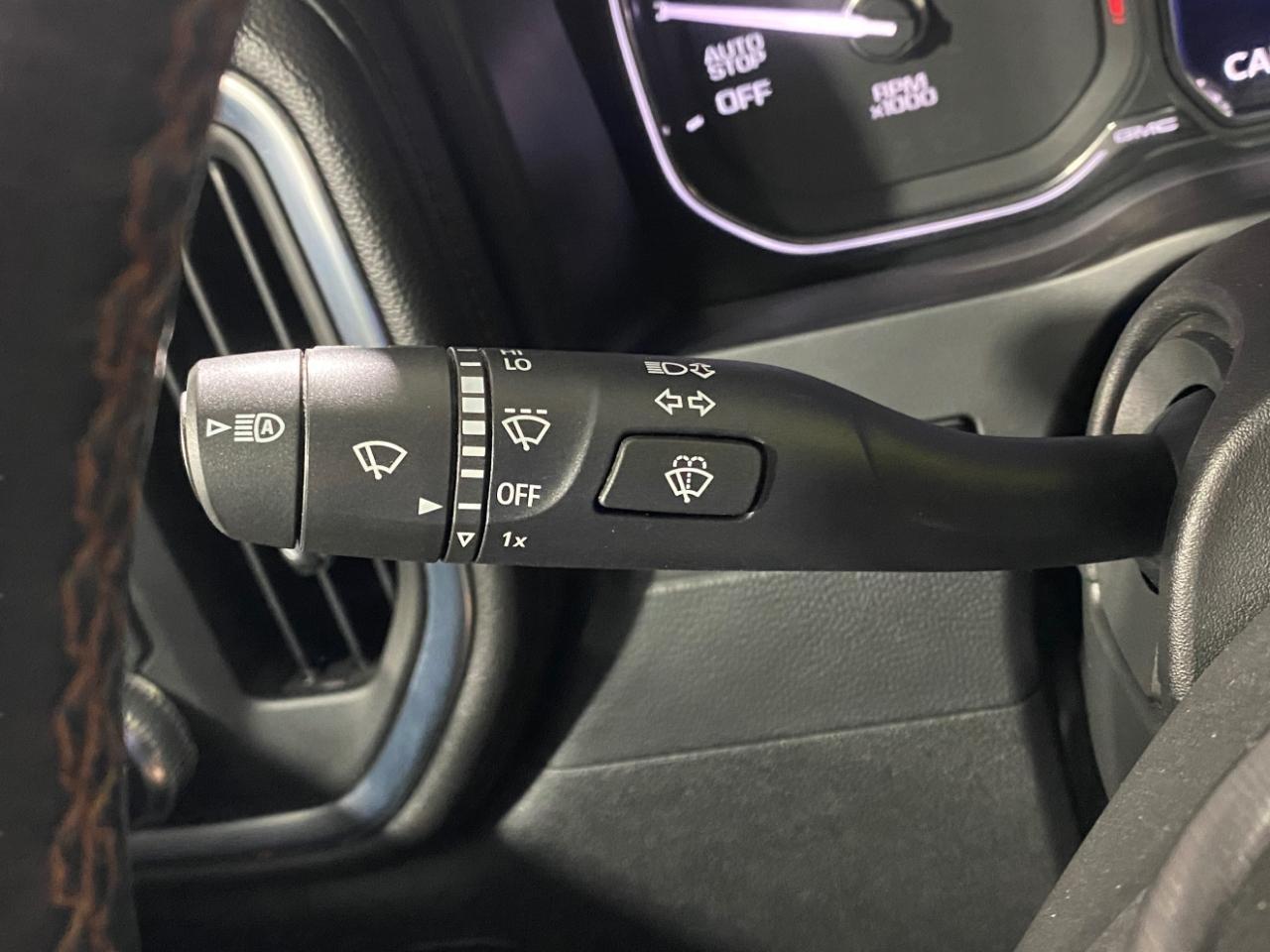 GMC Sierra 1500 AT4 Crew Cab Long Box 4WD 2019