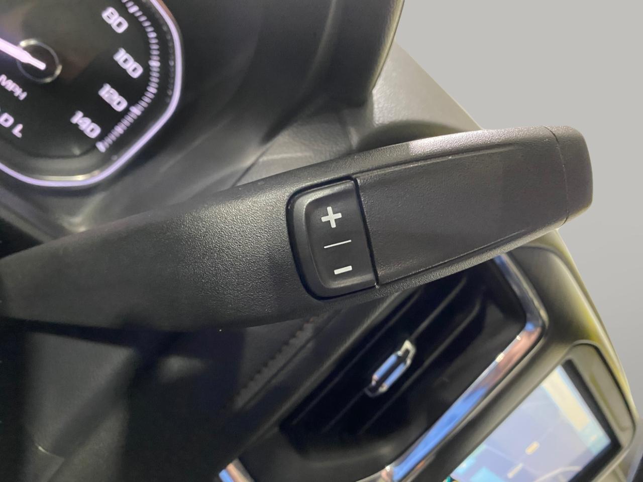 GMC Sierra 1500 AT4 Crew Cab Long Box 4WD 2019