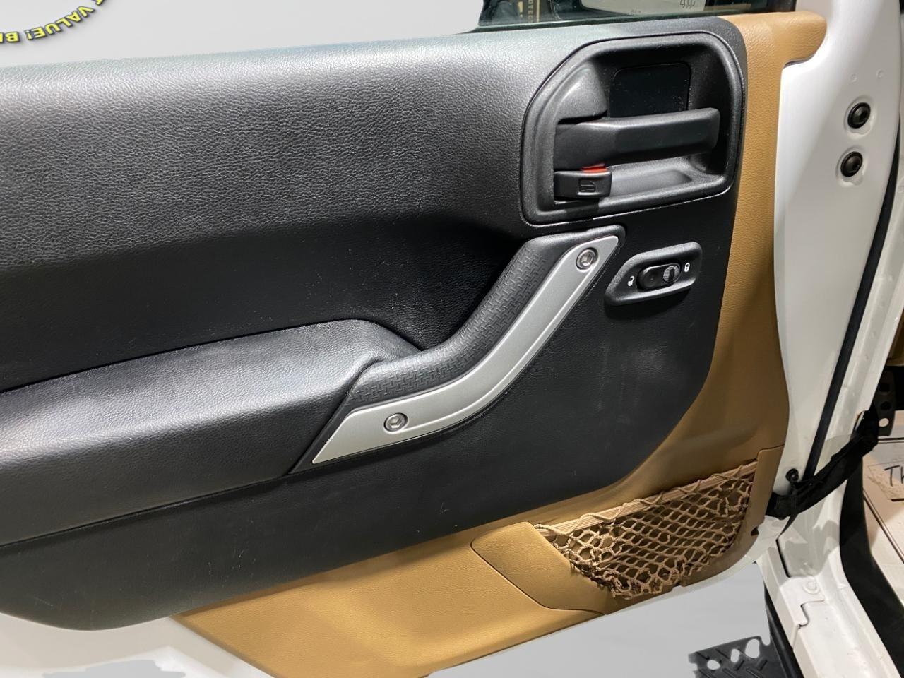 Jeep Wrangler Sahara 4WD 2017