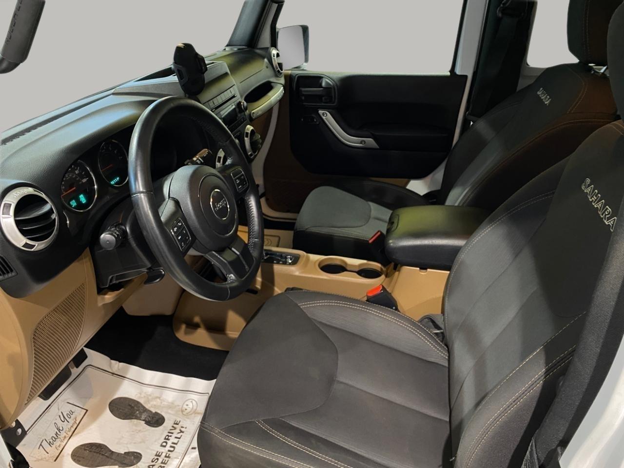 Jeep Wrangler Sahara 4WD 2017