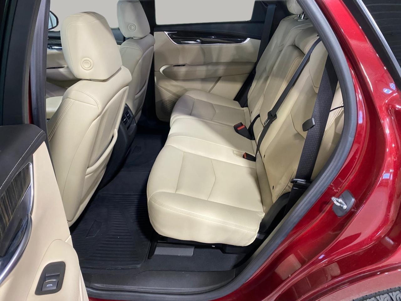 Cadillac XT5 Base 2018