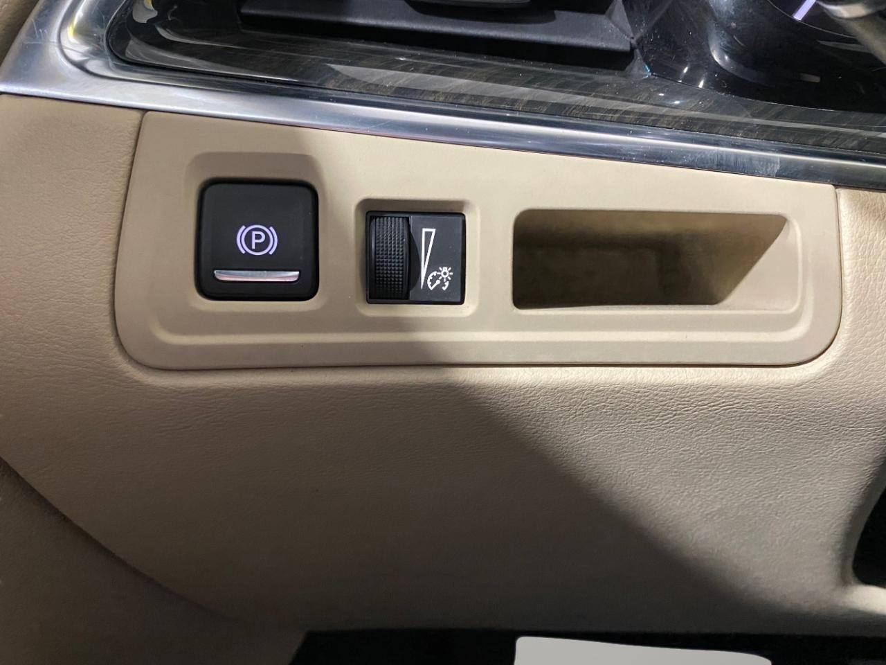 Cadillac XT5 Base 2018
