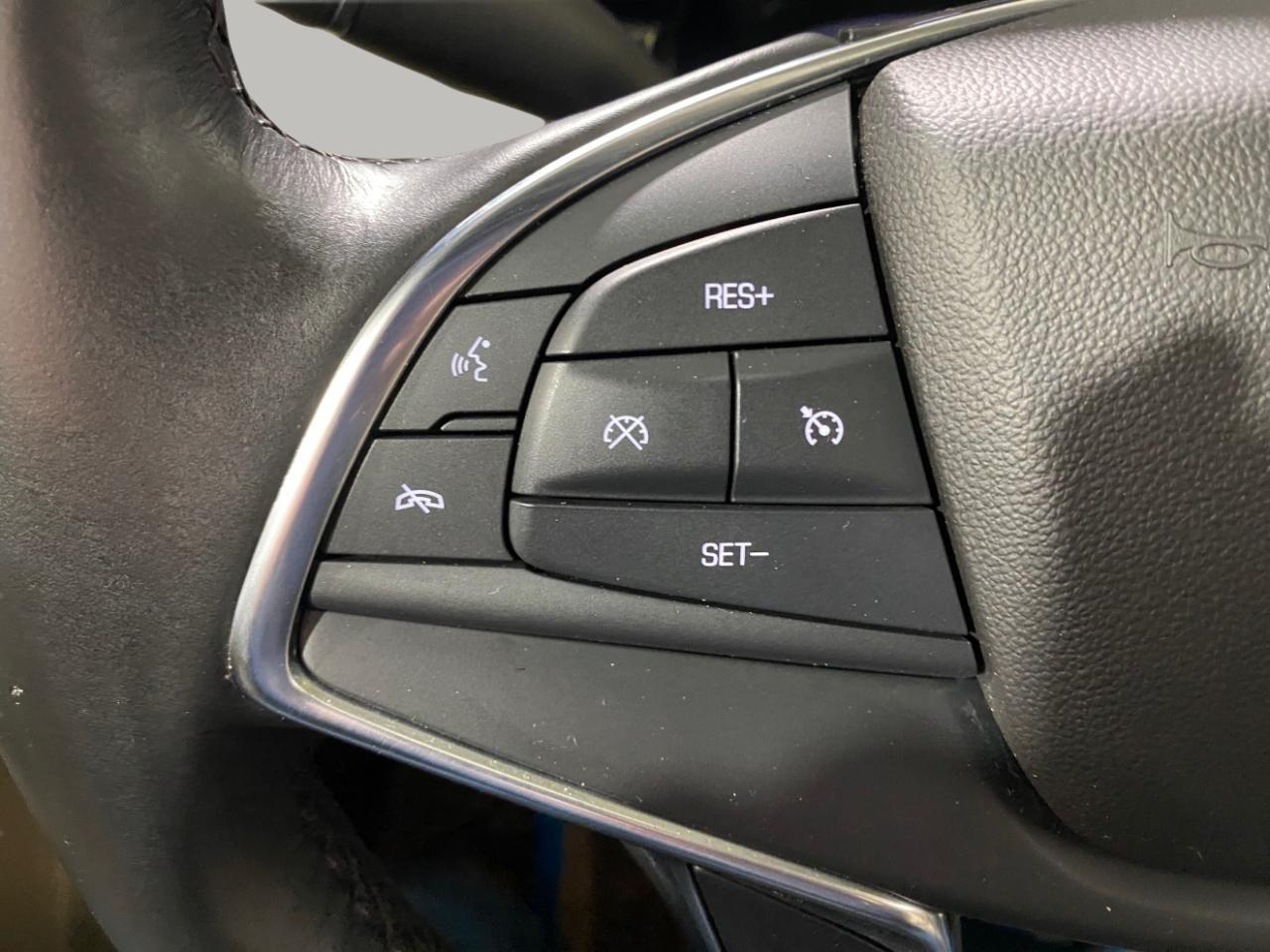 Cadillac XT5 Base 2018