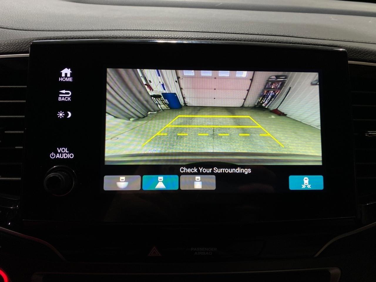 Honda Pilot EX-L w/Navigation and RES AWD 2019