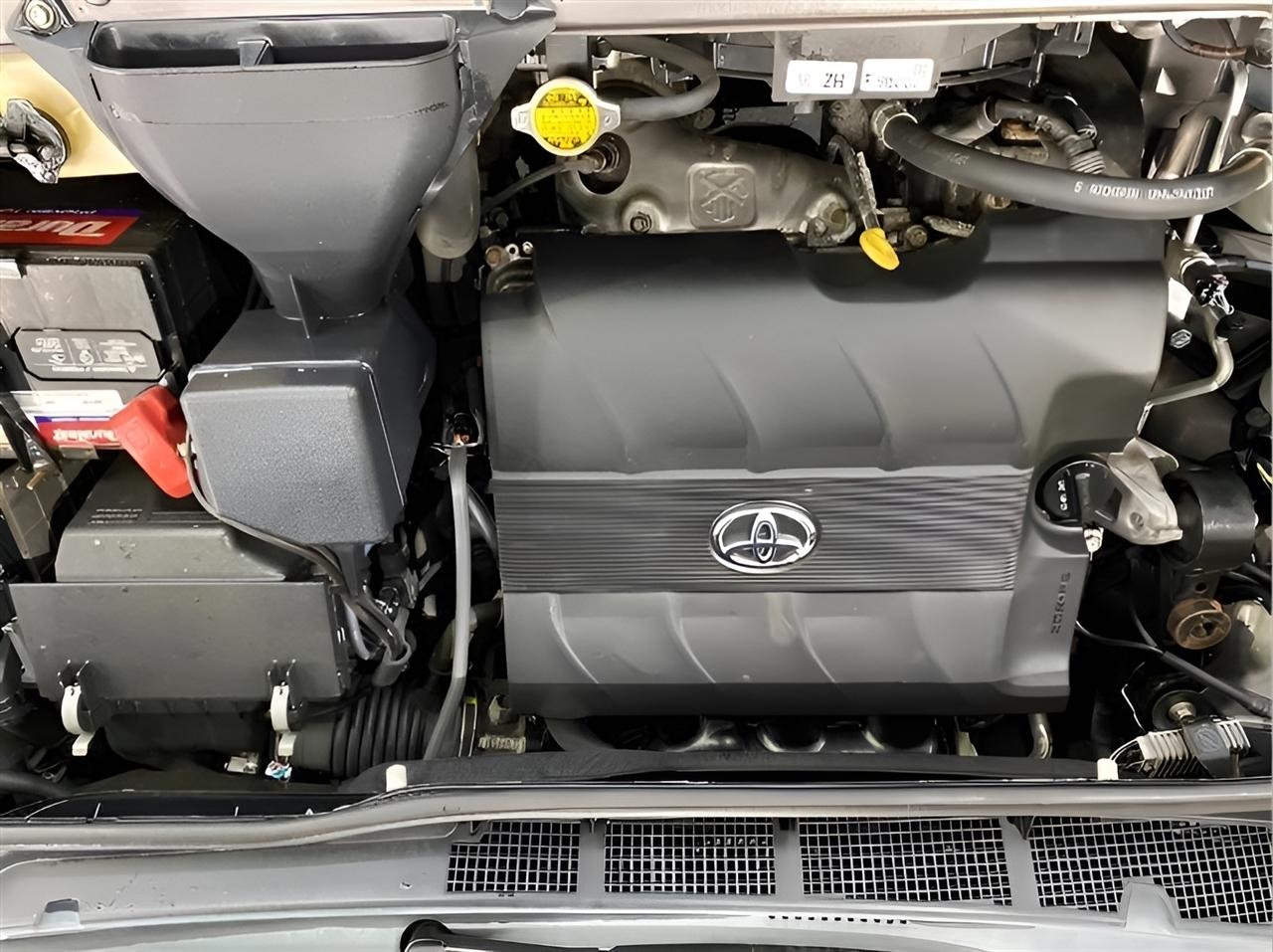 Toyota Sienna XLE AWD 7-Passenger V6 2015