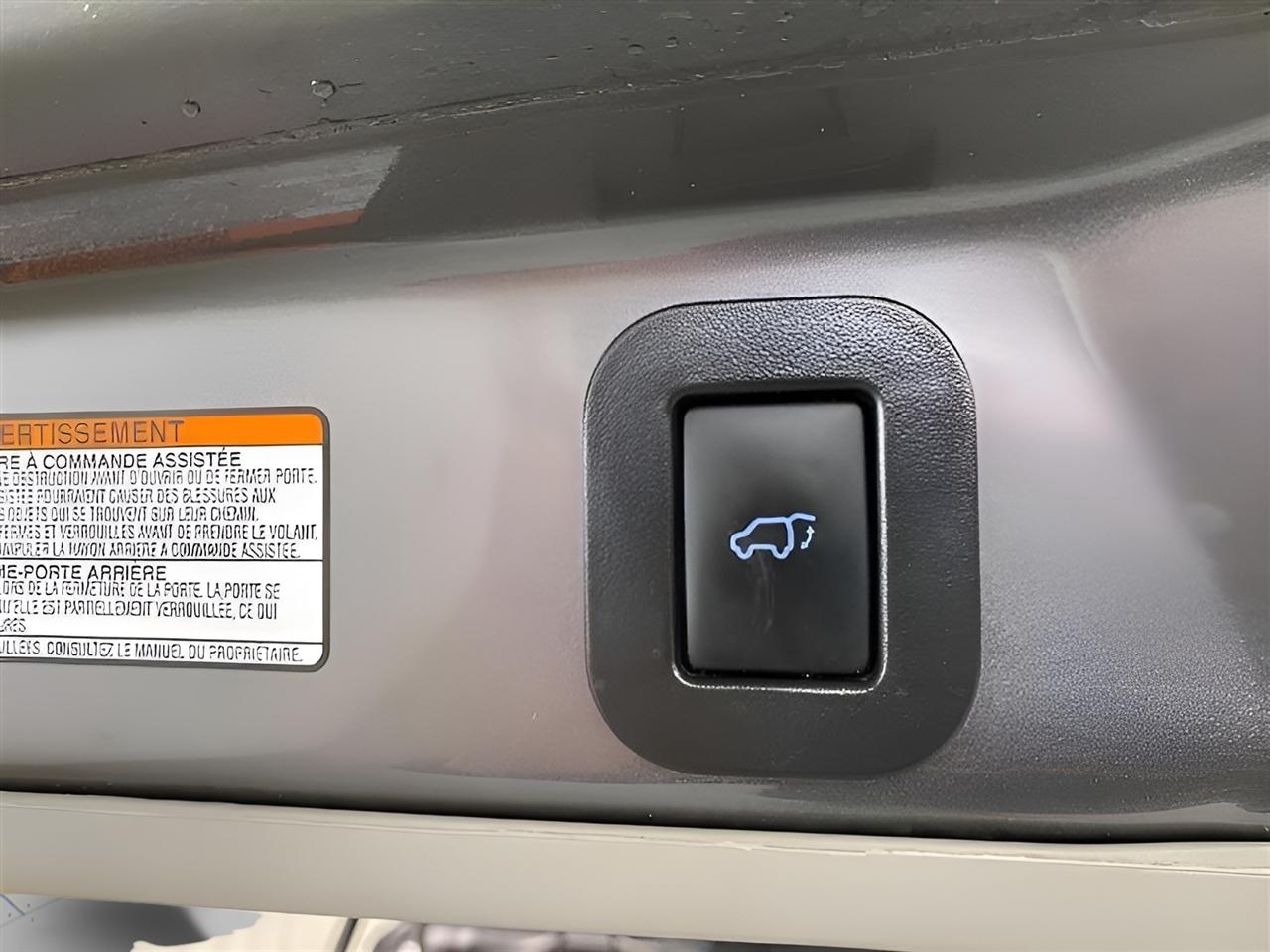 Toyota Sienna XLE AWD 7-Passenger V6 2015