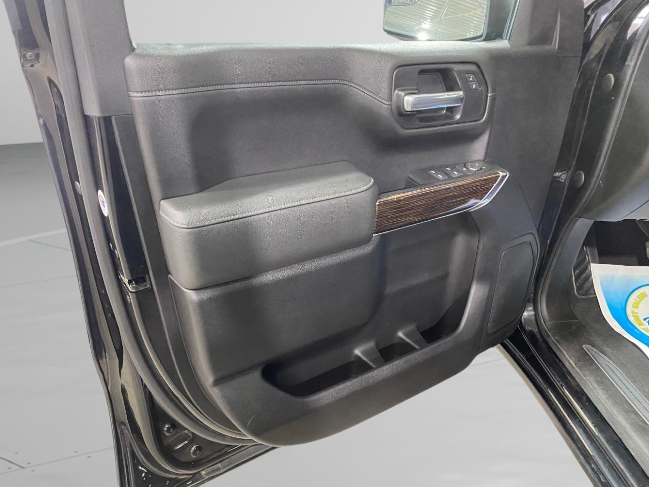 GMC Sierra 1500 Elevation Double Cab 4WD 2021