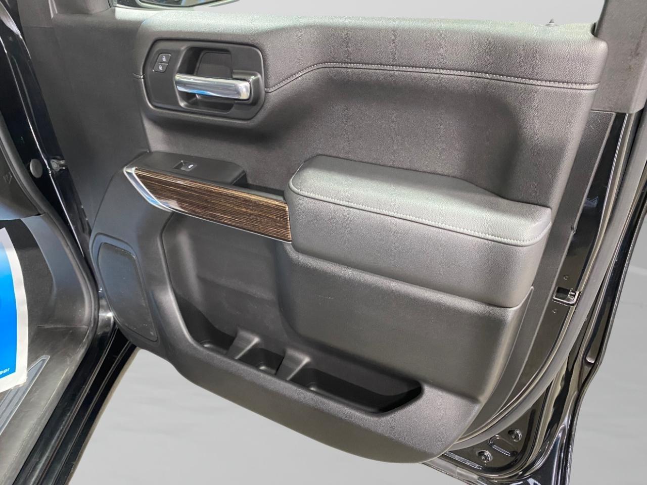 GMC Sierra 1500 Elevation Double Cab 4WD 2021