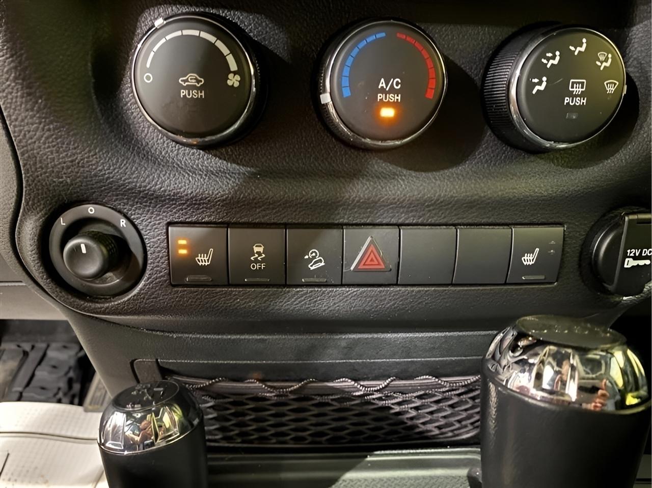 2018 Jeep Wrangler JK Unlimited Sport S - Photo 14