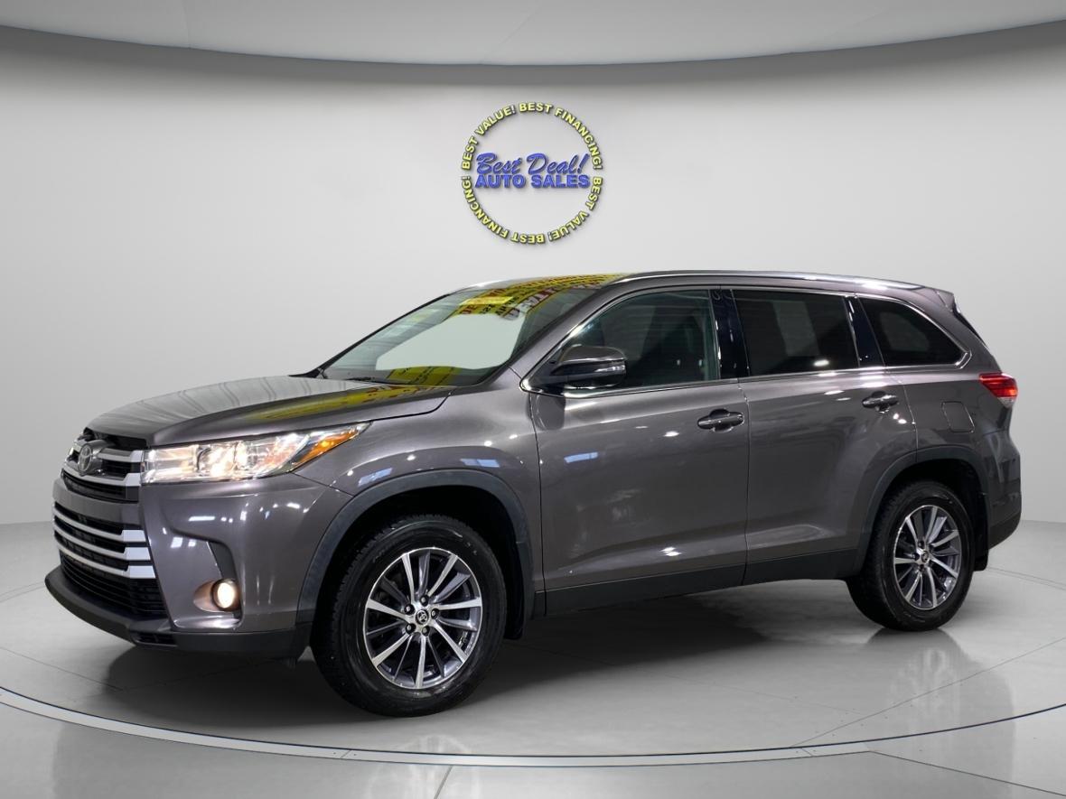 Toyota Highlander XLE AWD V6 2019