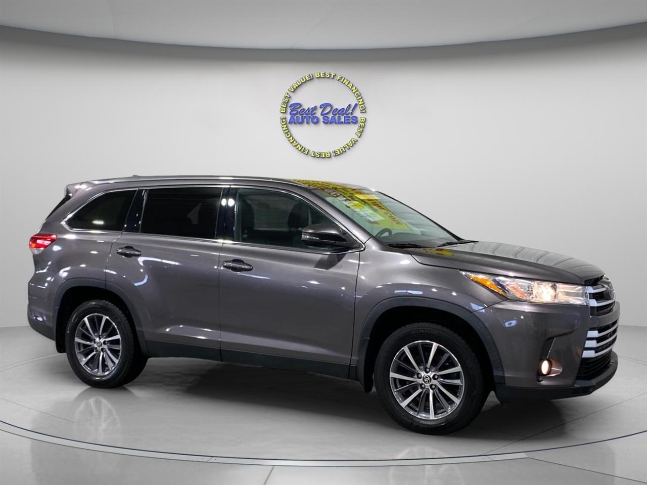 Toyota Highlander XLE AWD V6 2019