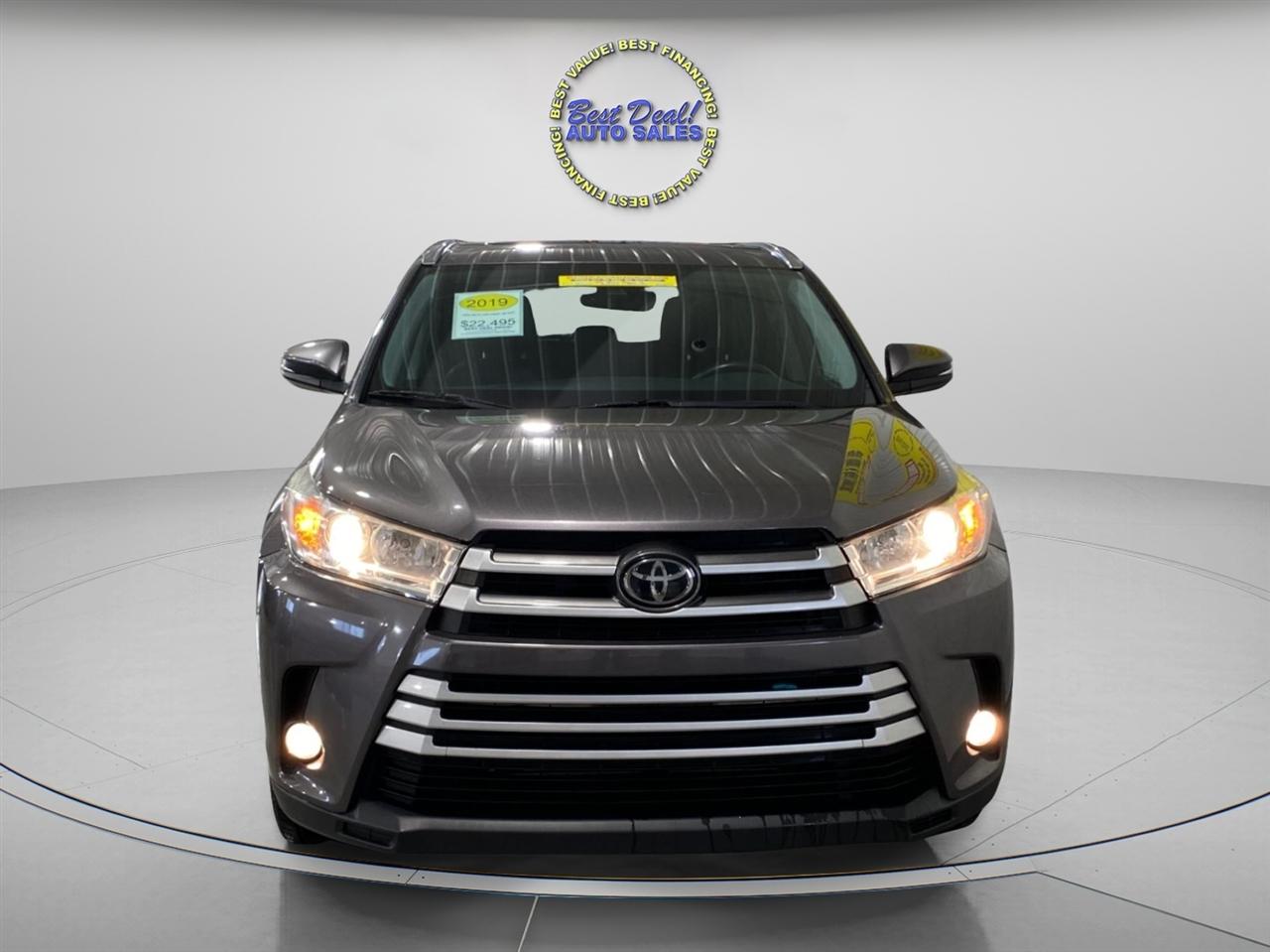 Toyota Highlander XLE AWD V6 2019