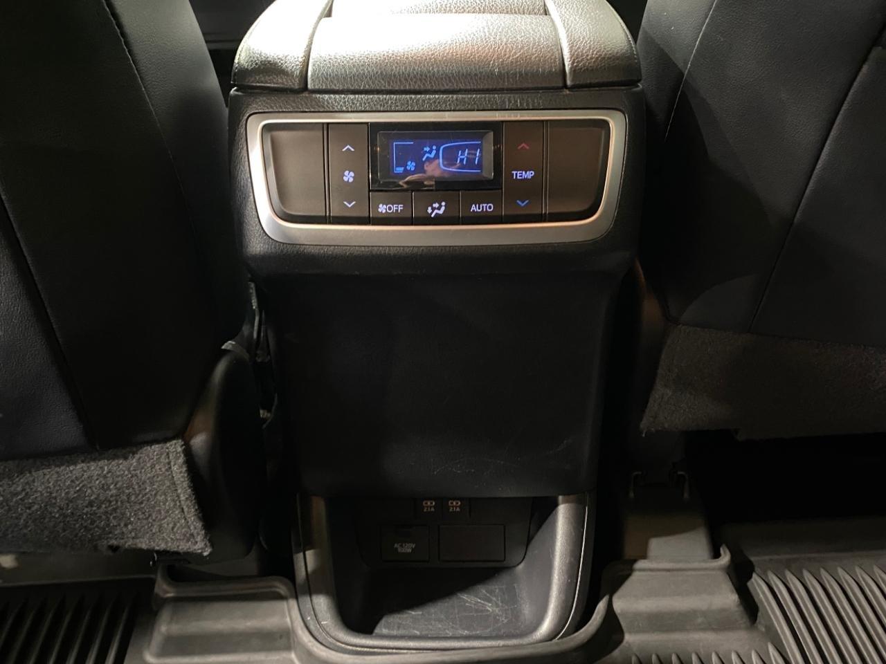 Toyota Highlander XLE AWD V6 2019