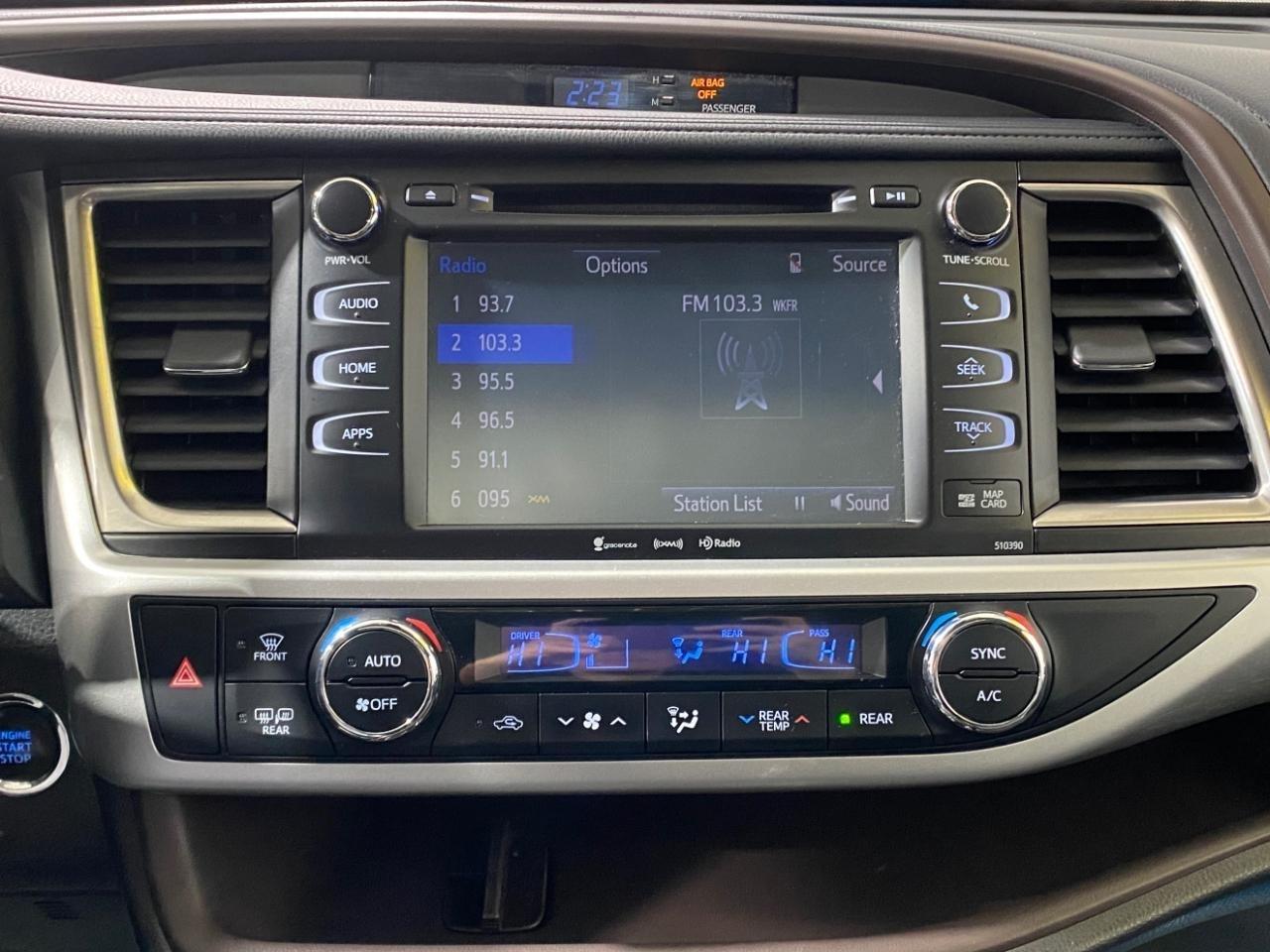 Toyota Highlander XLE AWD V6 2019