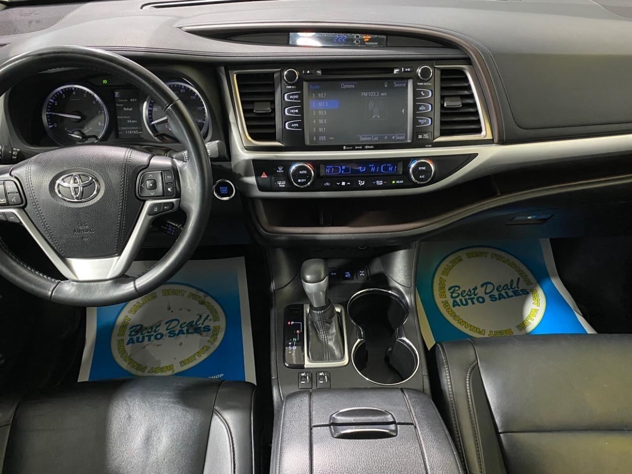 Toyota Highlander XLE AWD V6 2019