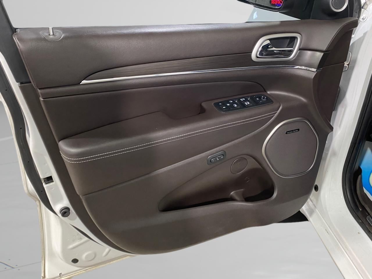 Jeep Grand Cherokee Overland 4WD 2018