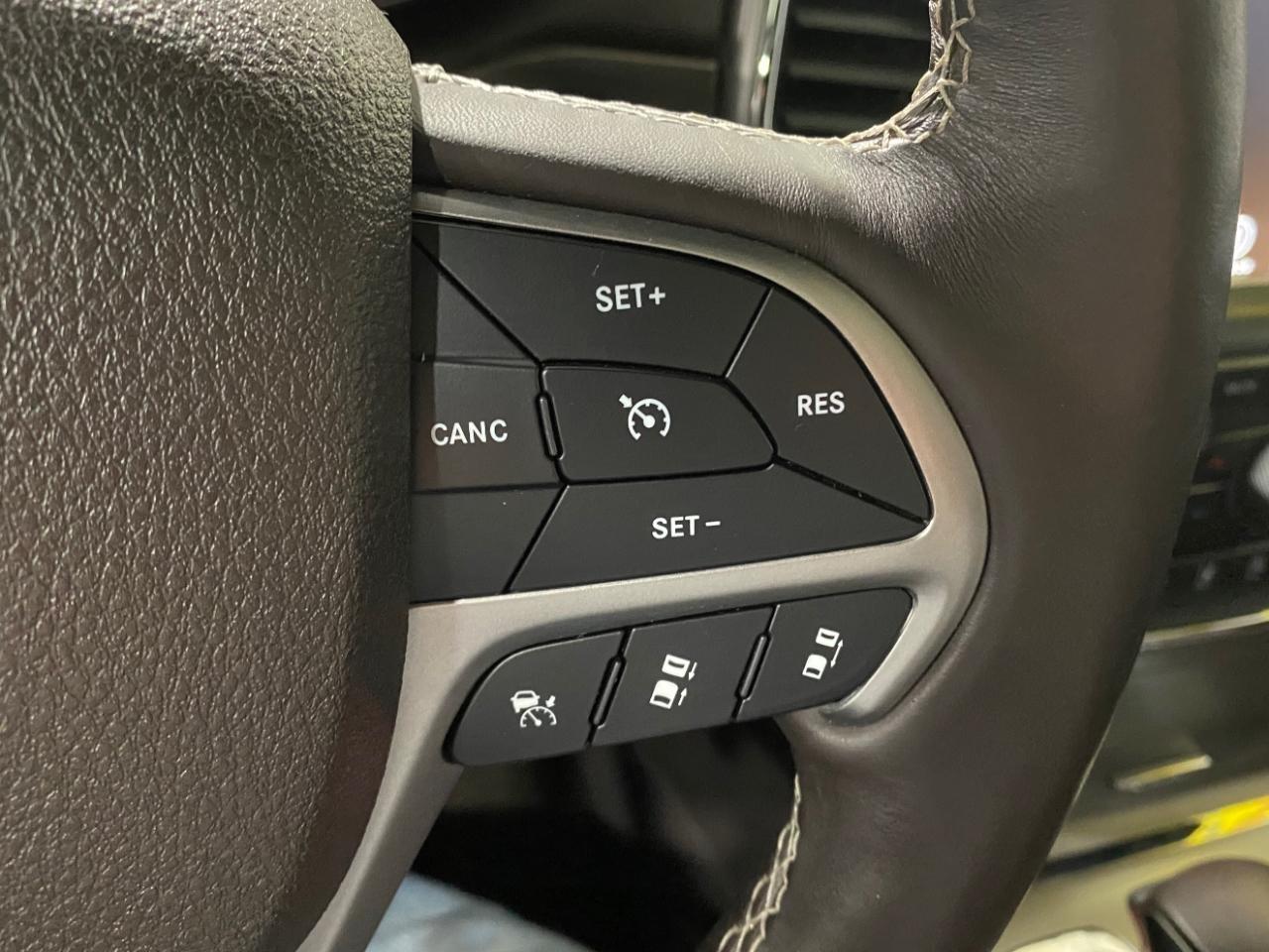 Jeep Grand Cherokee Overland 4WD 2018