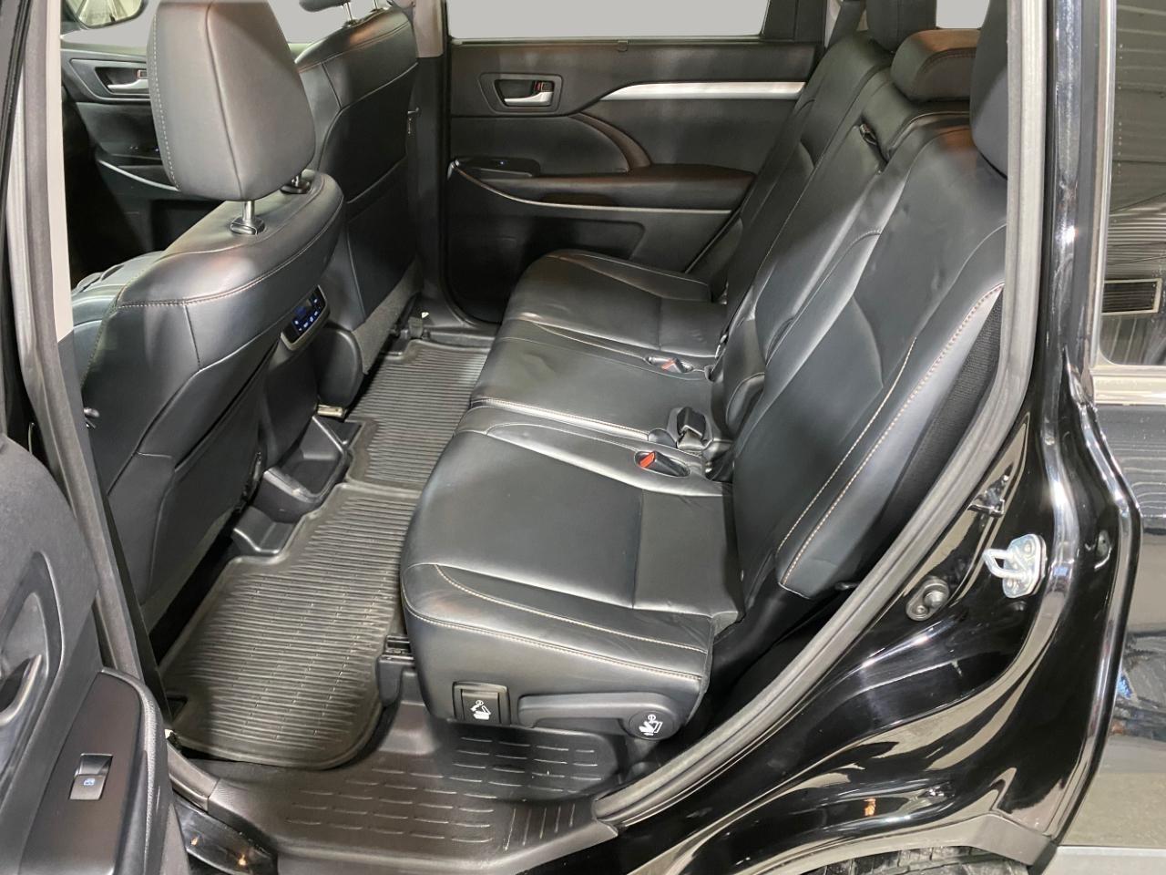 Toyota Highlander  2015