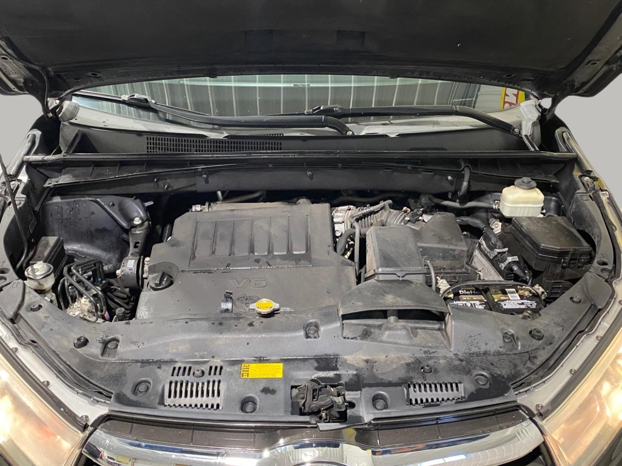 Toyota Highlander  2015