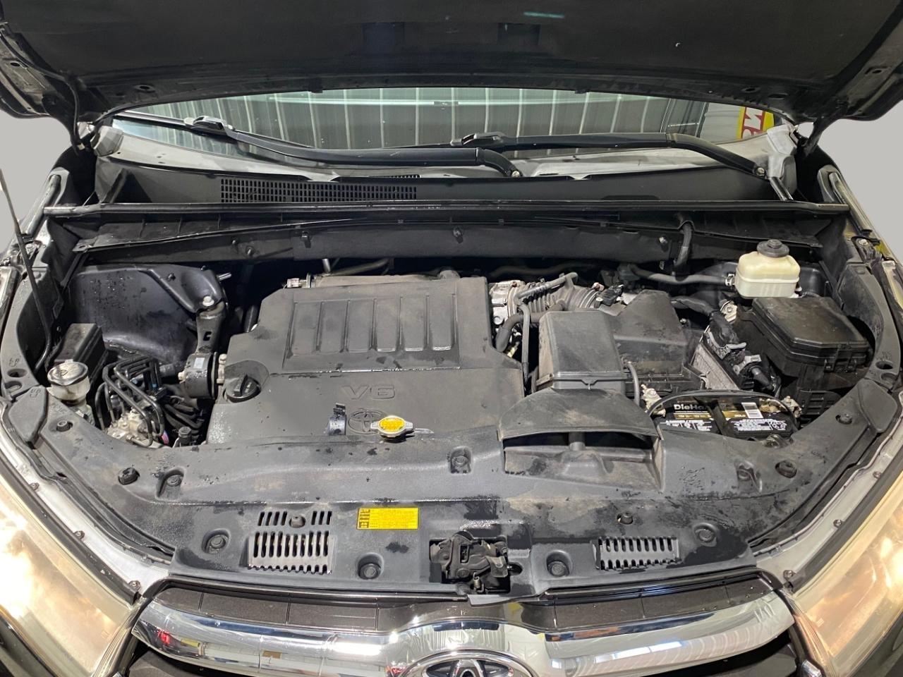 Toyota Highlander  2015