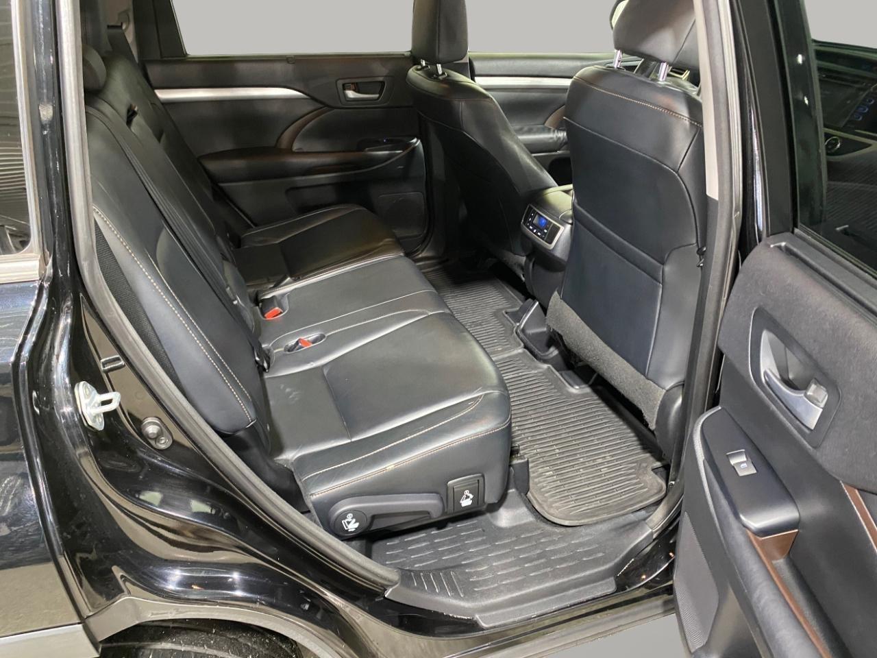 Toyota Highlander  2015