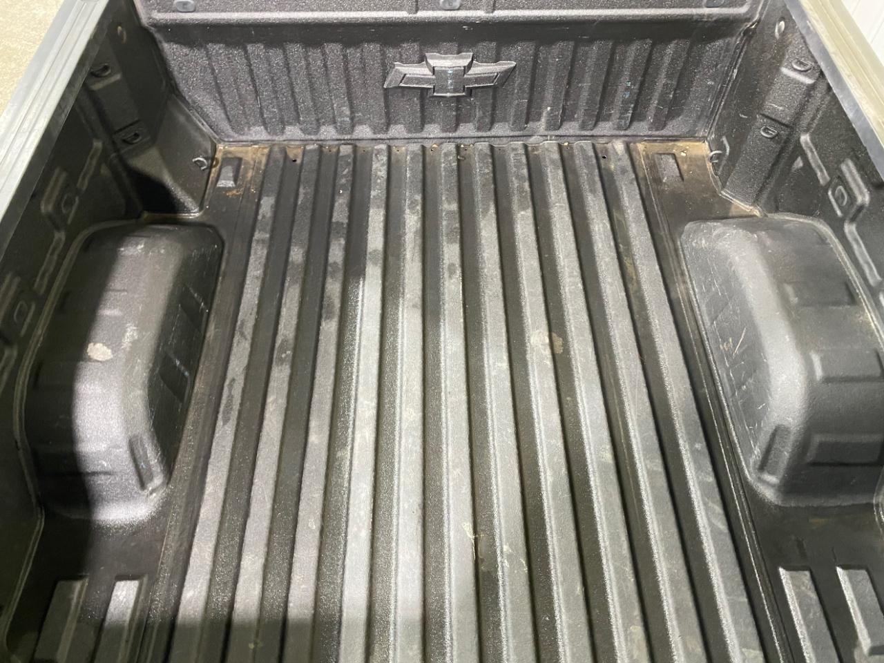 Chevrolet Silverado 1500 RST Crew Cab Long Box 4WD 2020