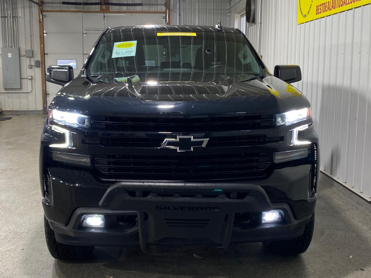 Chevrolet Silverado 1500 RST Crew Cab Long Box 4WD 2020