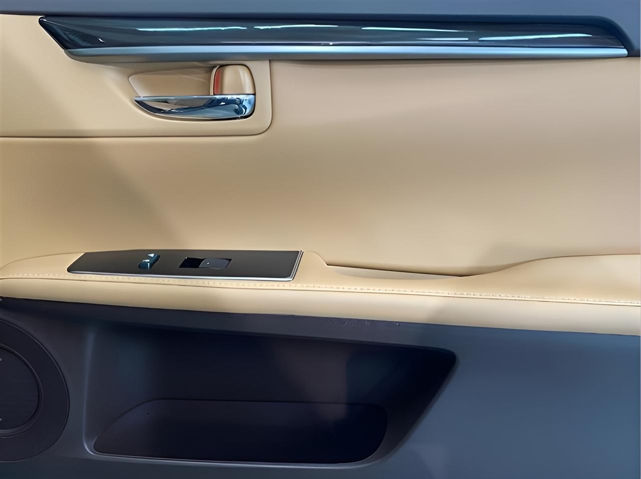 Lexus ES 350  2018