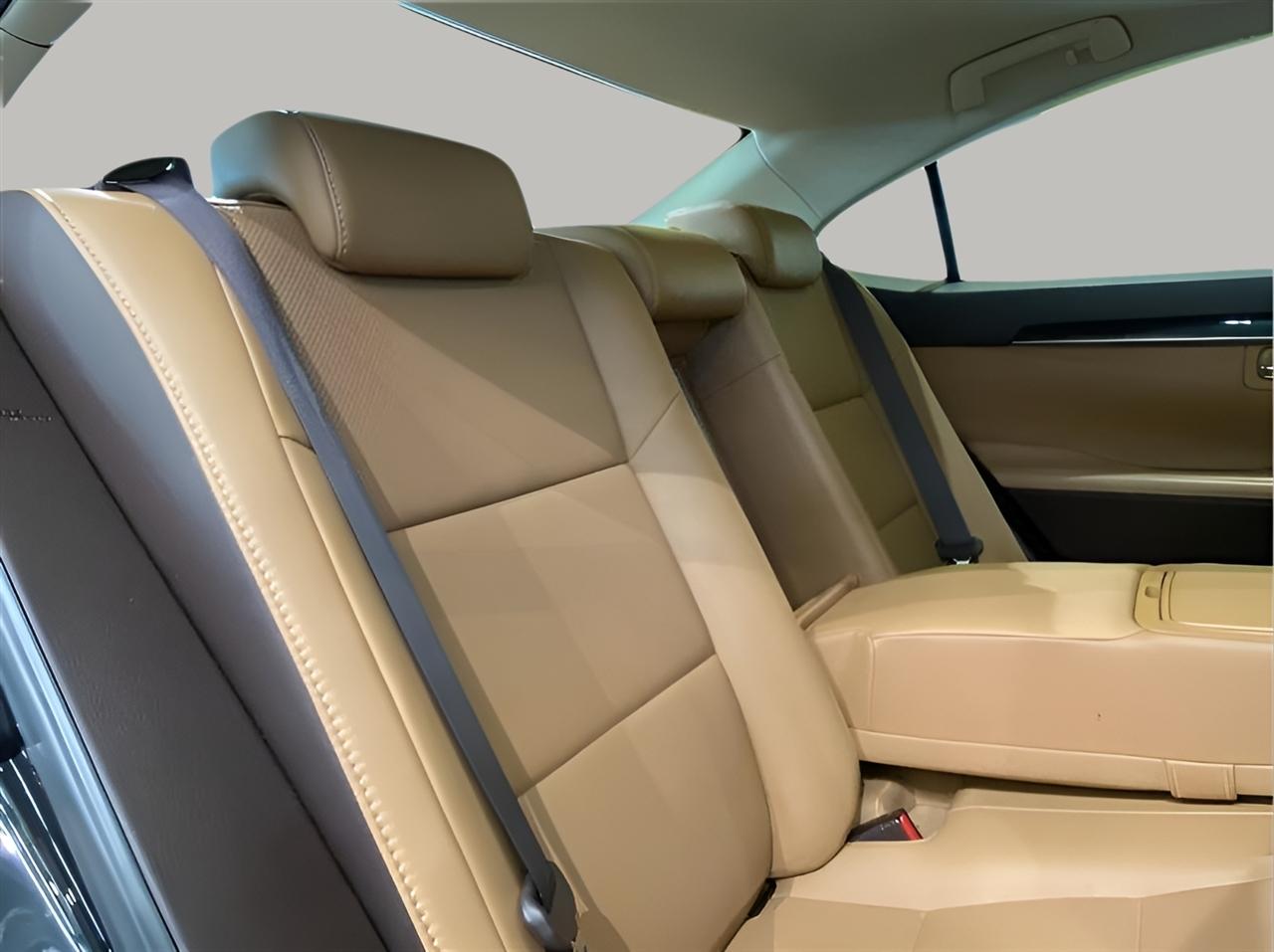 Lexus ES 350  2018