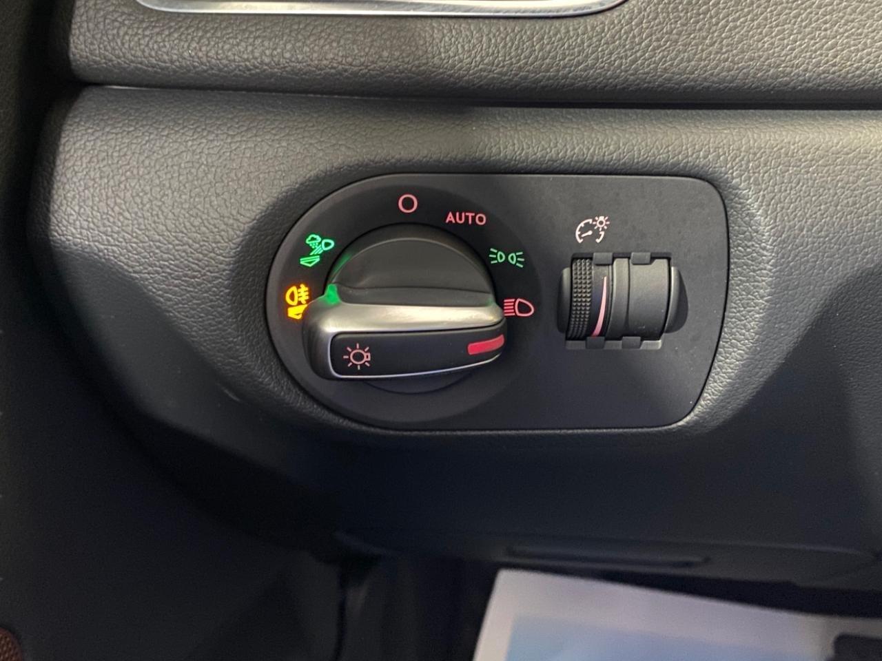 Audi Q3 Premium quattro 2017