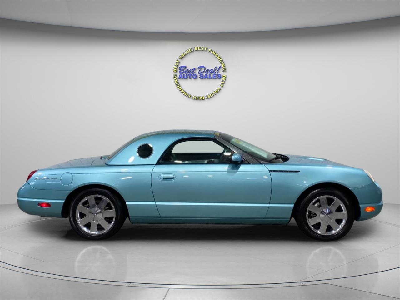 Ford Thunderbird Deluxe 2002