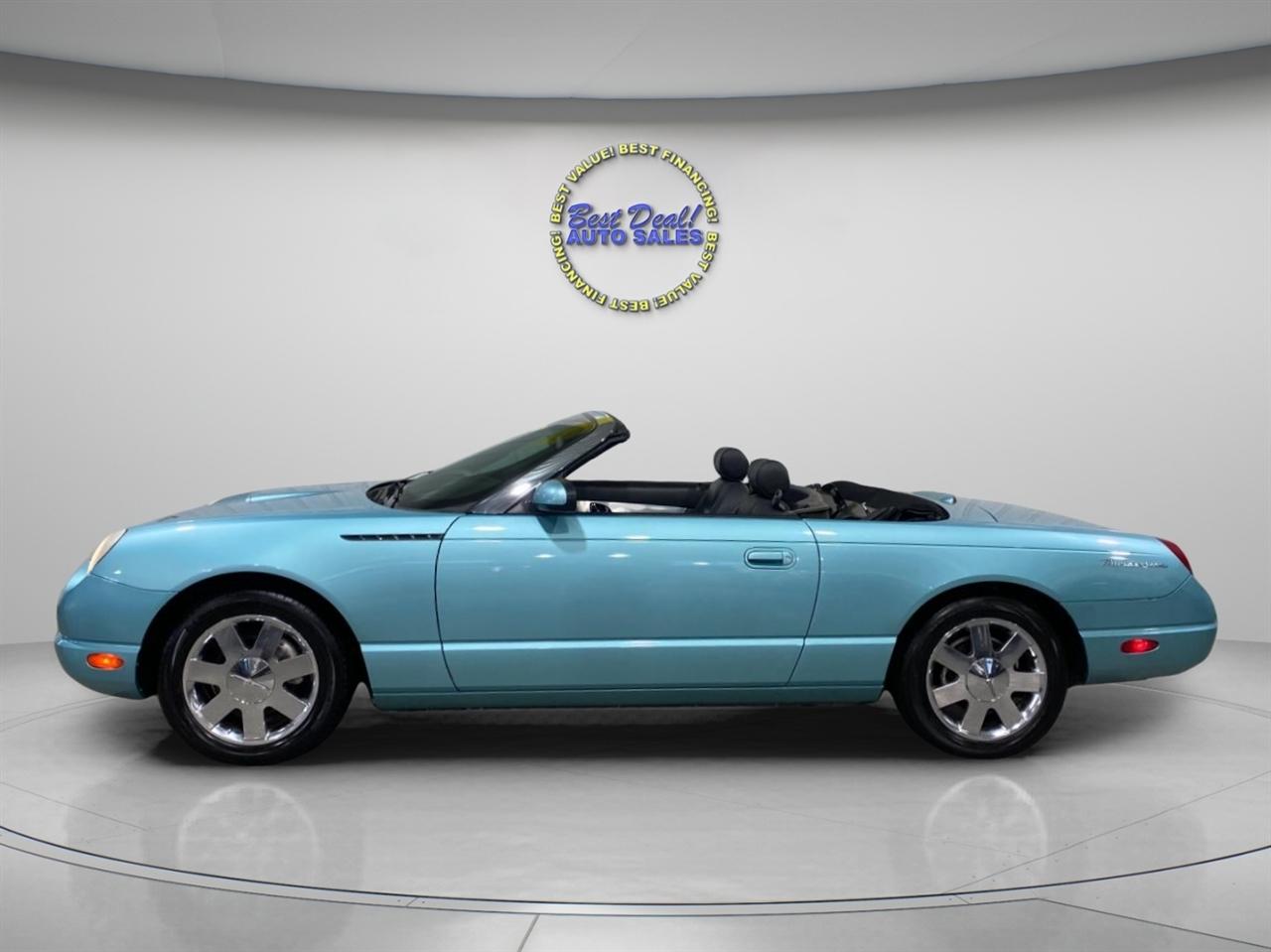 Ford Thunderbird Deluxe 2002