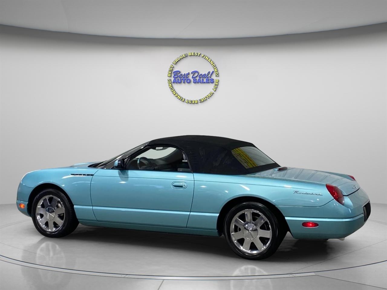 Ford Thunderbird Deluxe 2002