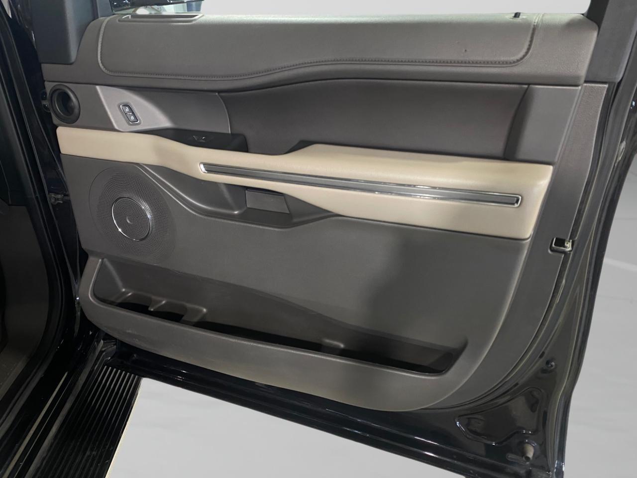 Ford Expedition XLT 4WD 2020