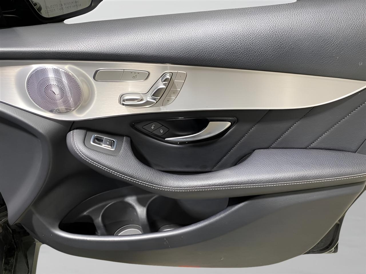 Mercedes-Benz GLC-Class GLC300 4MATIC 2020