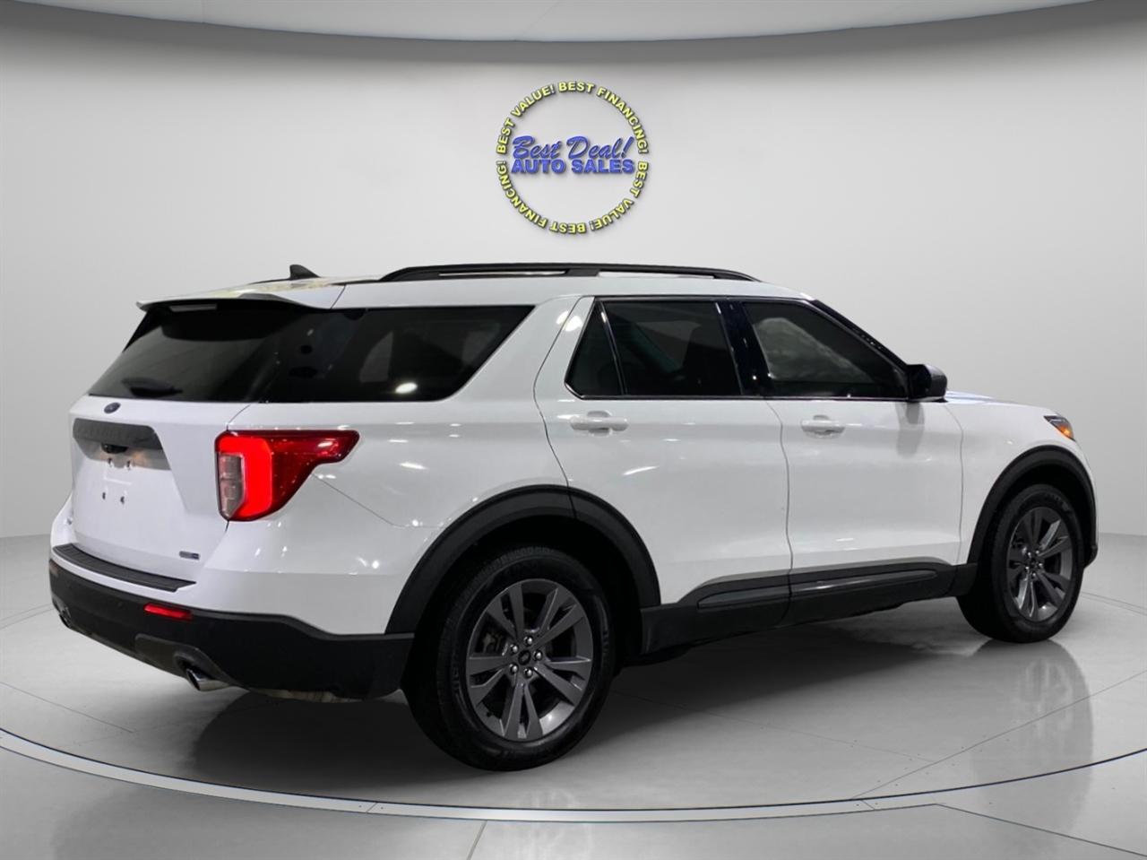 Ford Explorer XLT AWD 2021