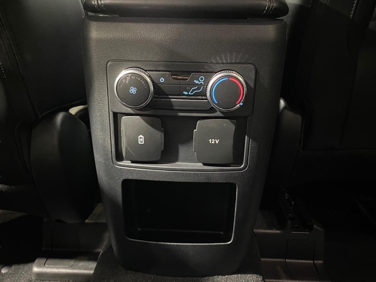 Ford Explorer XLT AWD 2021
