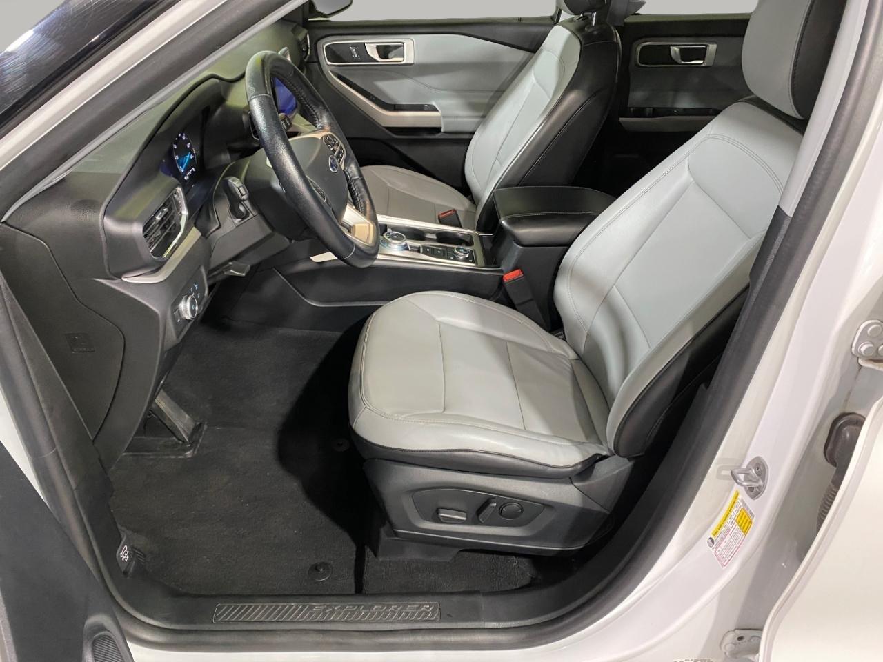 Ford Explorer XLT AWD 2021