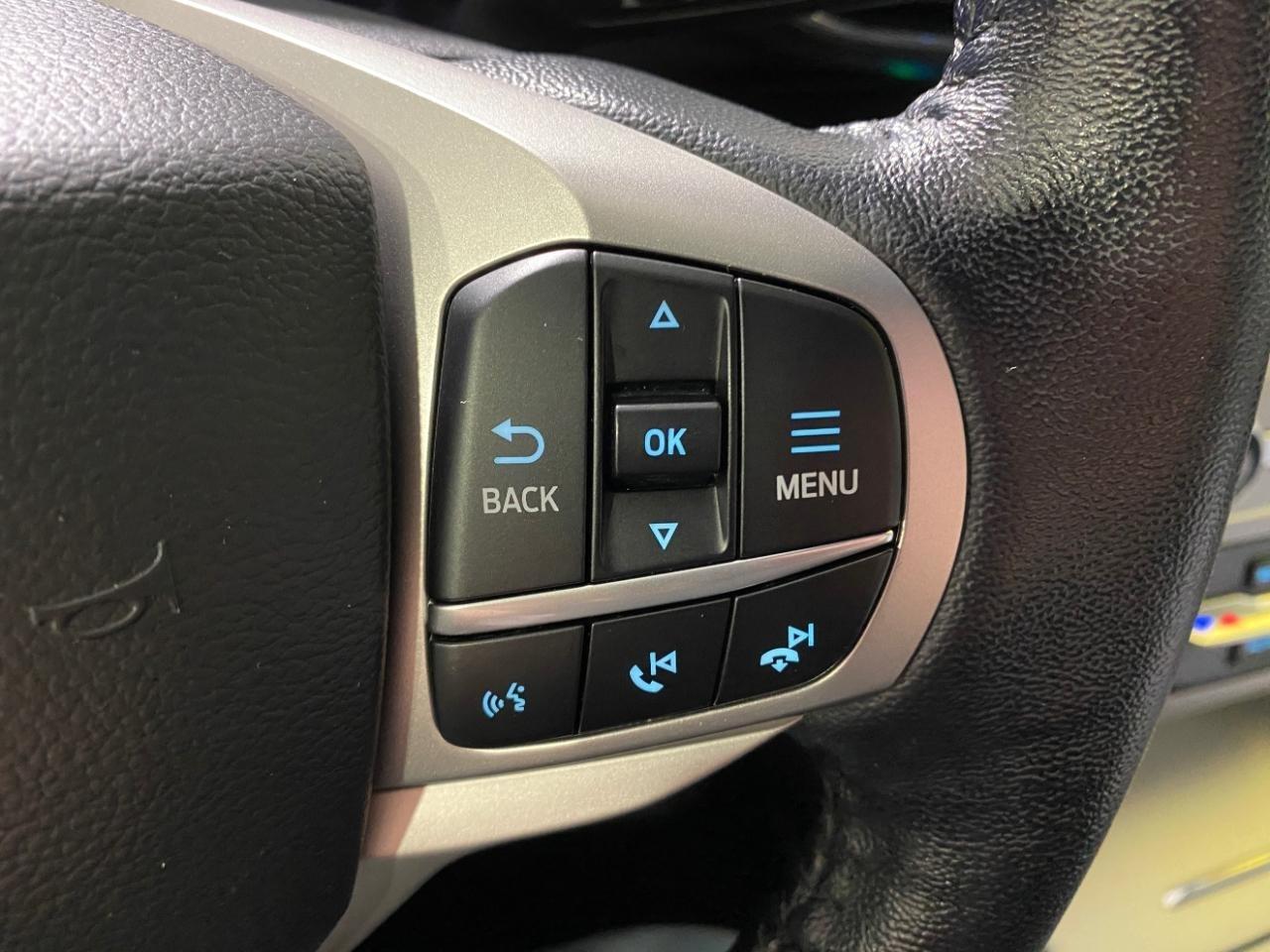Ford Explorer XLT AWD 2021
