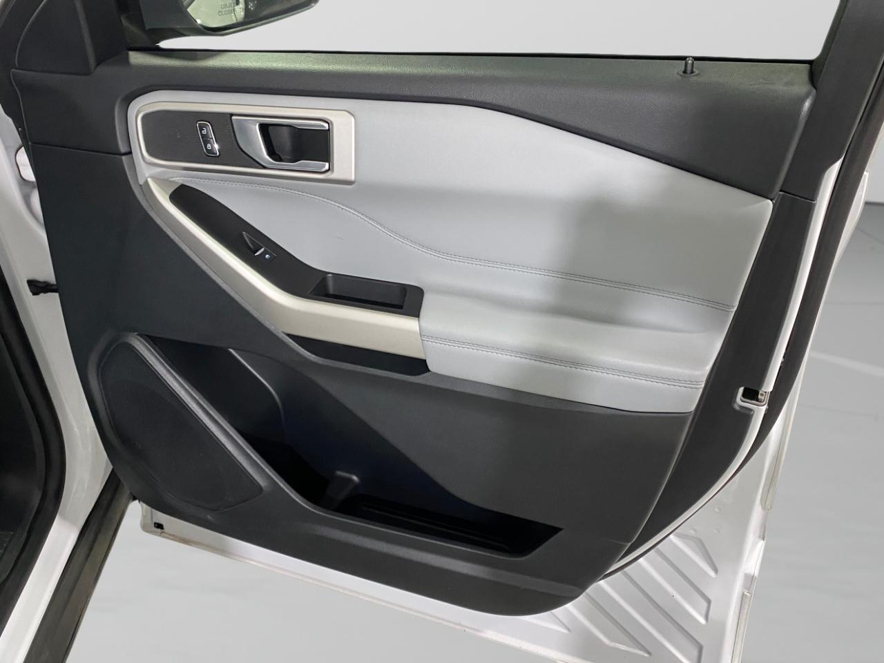 Ford Explorer XLT AWD 2021