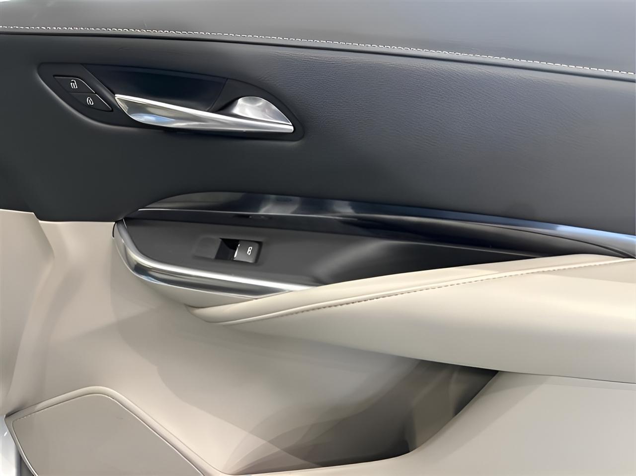 Cadillac XT4 Luxury AWD 2020