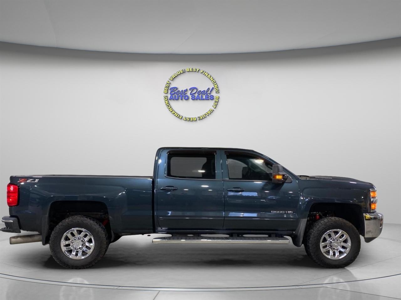 Chevrolet Silverado 3500HD LT Crew Cab 4WD 2018