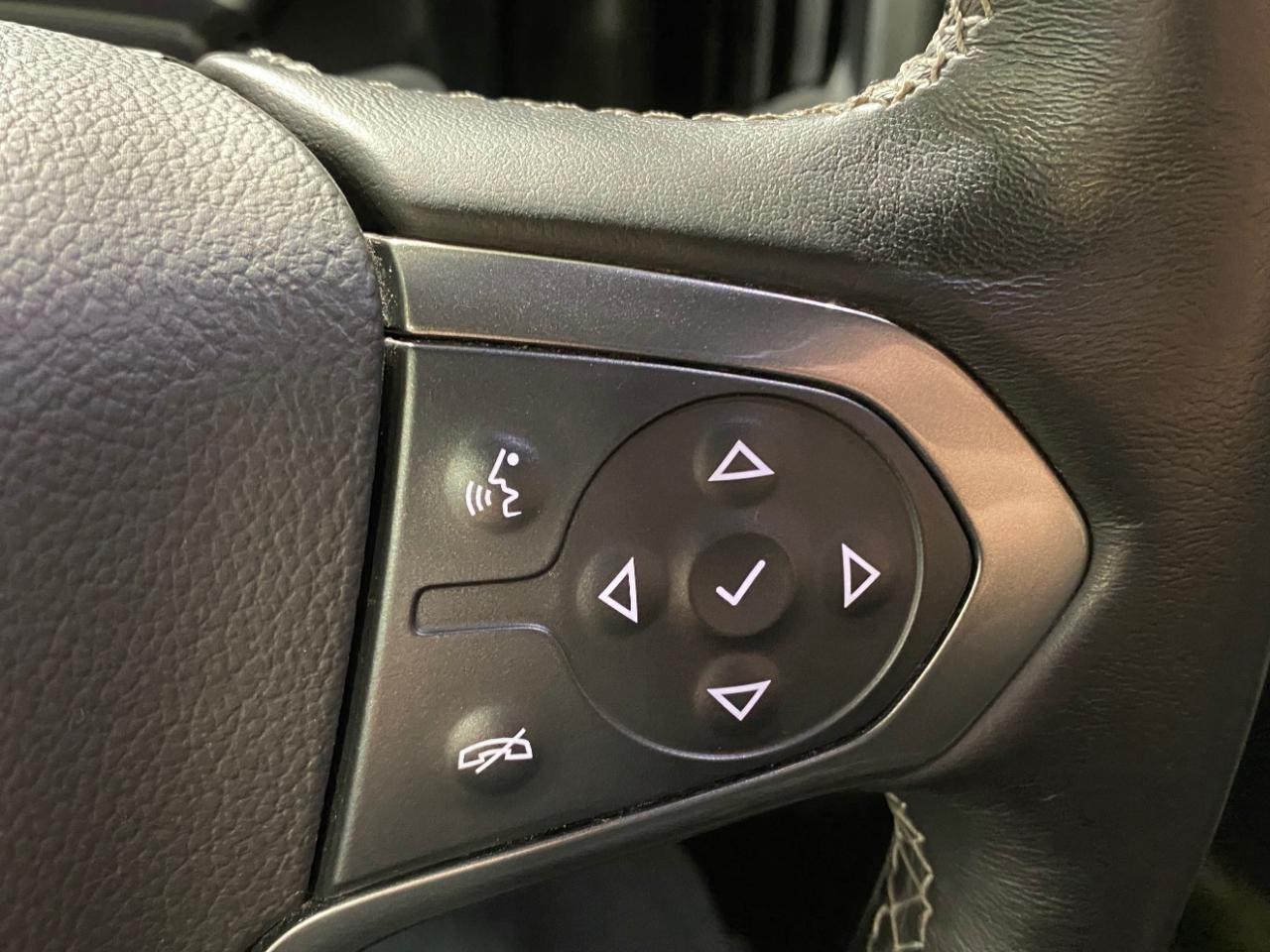 Chevrolet Silverado 3500HD LT Crew Cab 4WD 2018