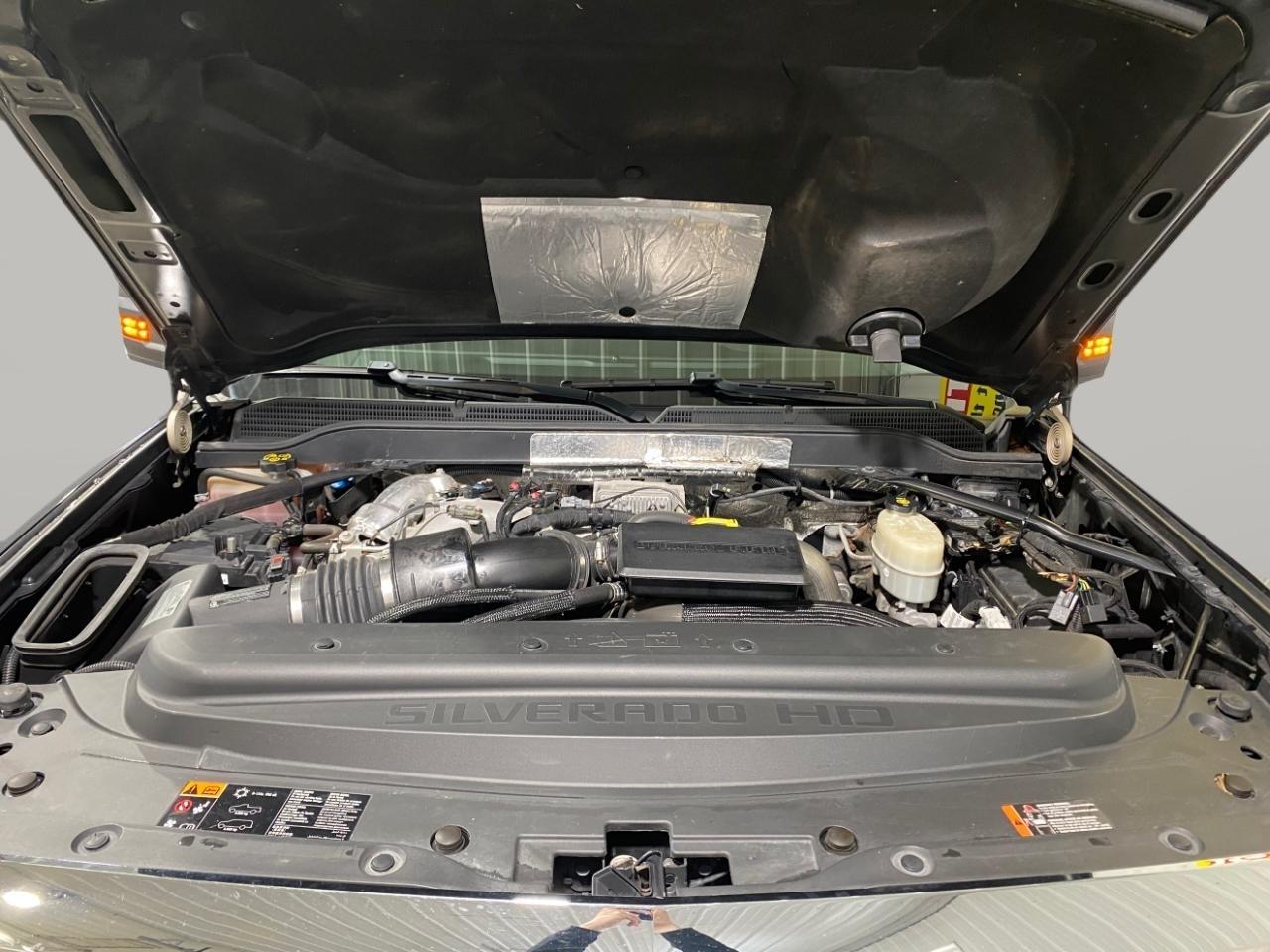 Chevrolet Silverado 3500HD LT Crew Cab 4WD 2018