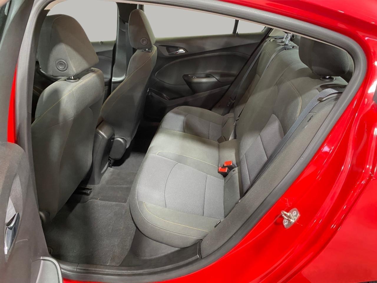 Chevrolet Cruze LS Auto 2018