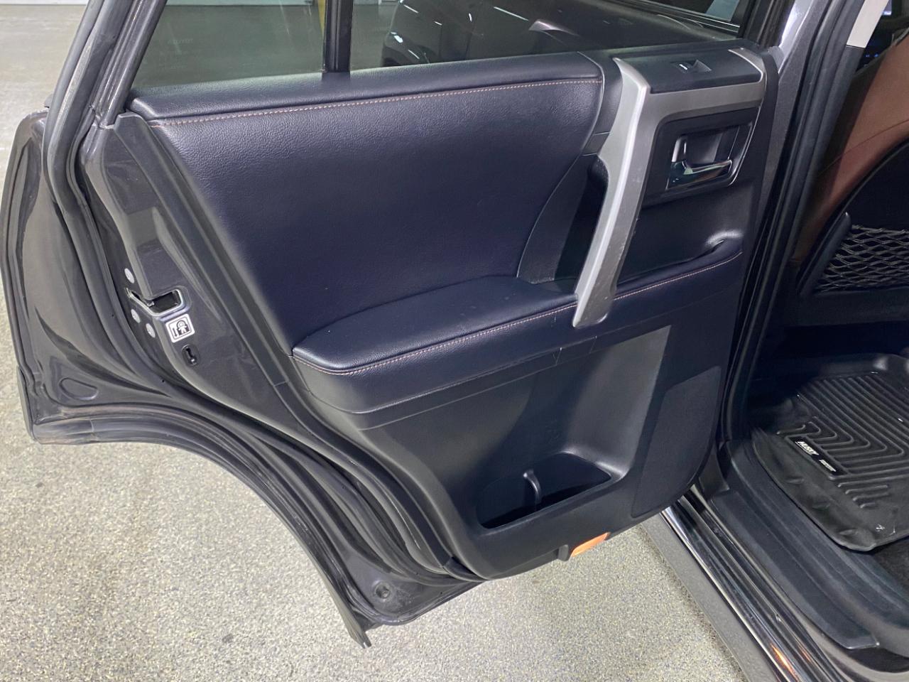 Toyota 4Runner Limited 4WD 2018