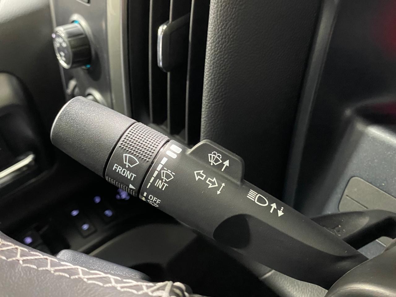 Chevrolet Silverado 1500 LT Crew Cab 4WD 2018