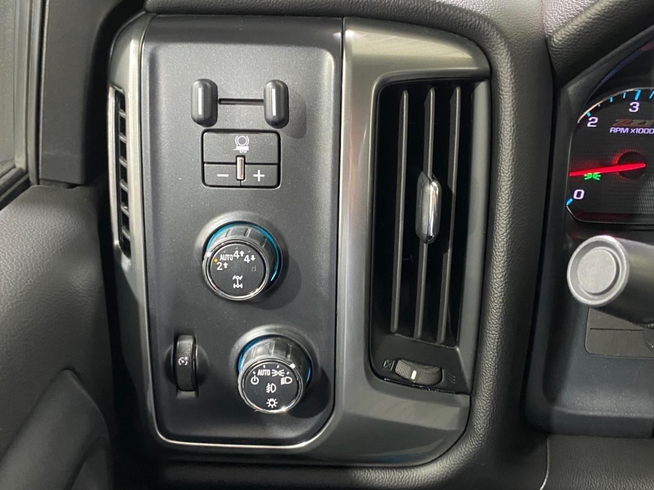 Chevrolet Silverado 1500 LT Crew Cab 4WD 2018