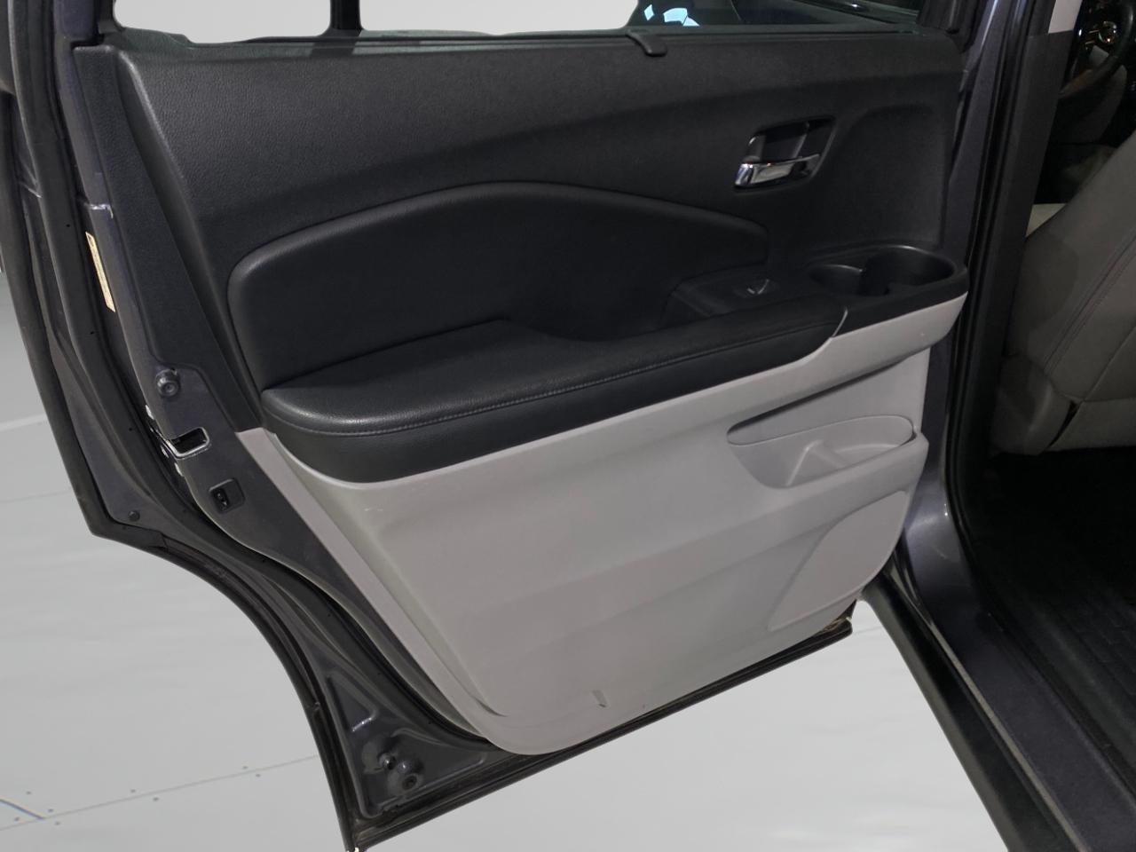 Honda Pilot Touring 2WD 2016
